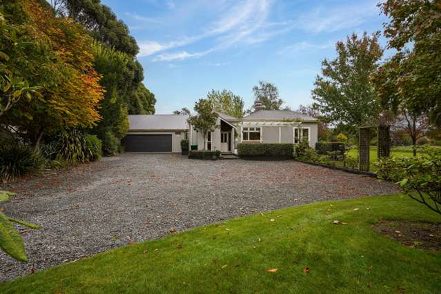 One-of-a-Kind Pegasus Villa - Escape the Ordinary