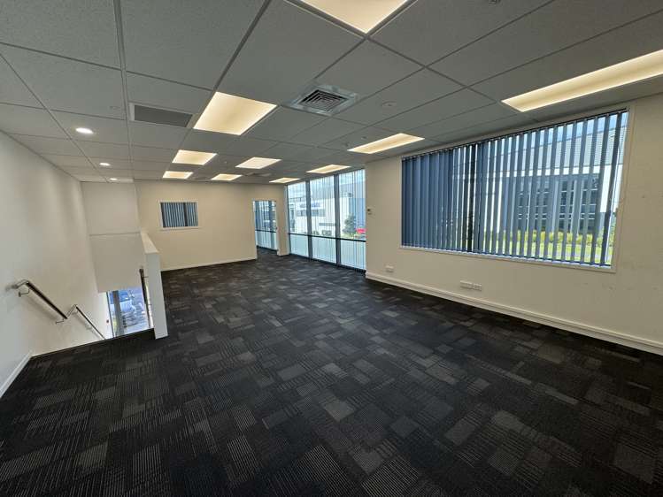11/3 Emirali Road Silverdale - Rodney_12