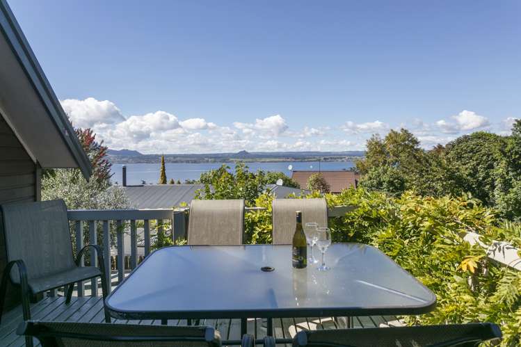 15 Brunette Drive Acacia Bay_14