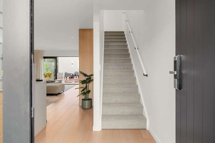 27 Kauri Point Drive Rototuna North_16