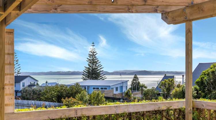 69 Pacific Parade Army Bay_6