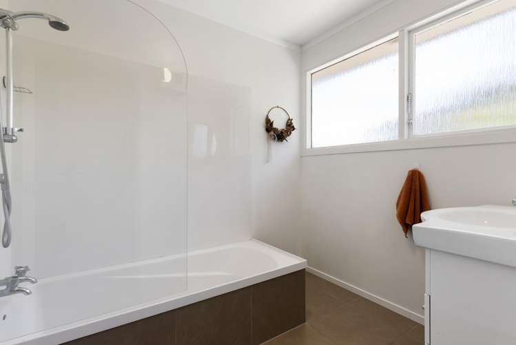 9a Colchester Crescent Newlands_5