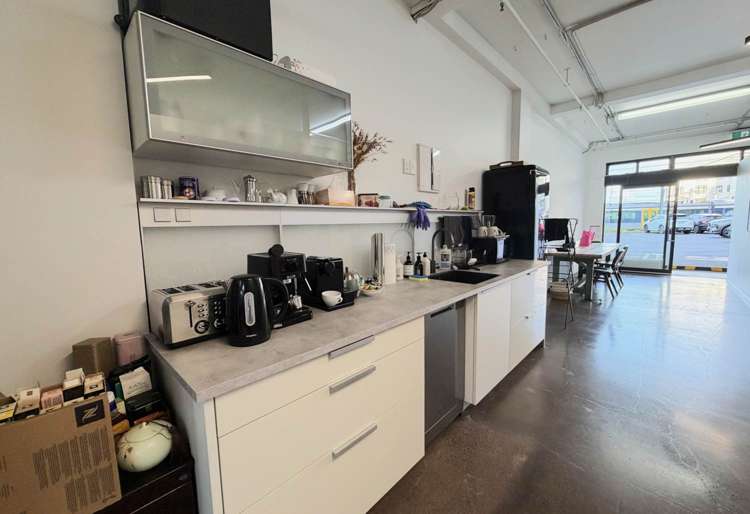 88 Broadway Newmarket_9