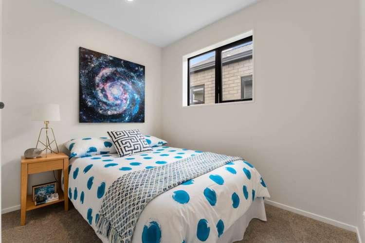 133B Riverpark Crescent Henderson_10