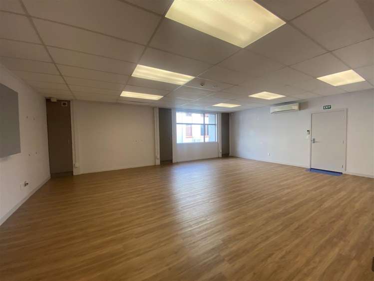 LHS Ground Floor Tenancy, 103 Tristram Street Hamilton Central_3