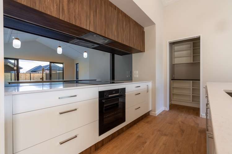 118 Burdon Loop Lake Hawea_1