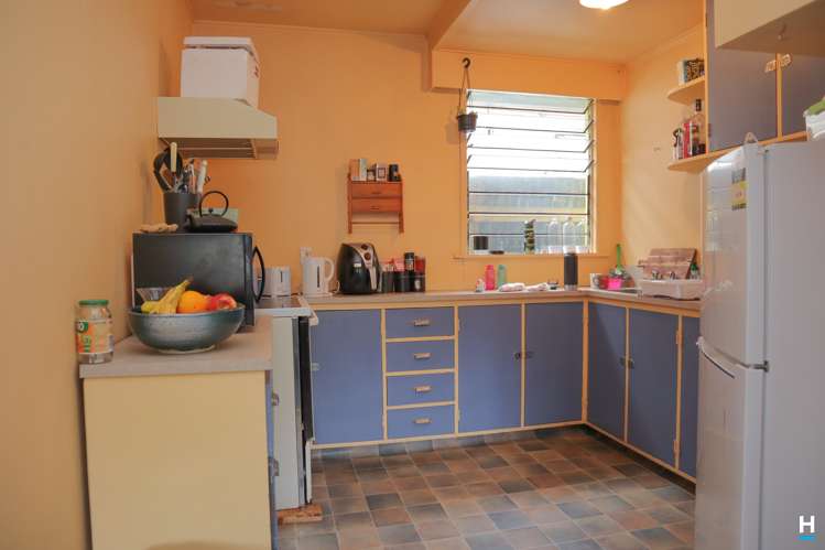 21 Thompson Street Greymouth_9