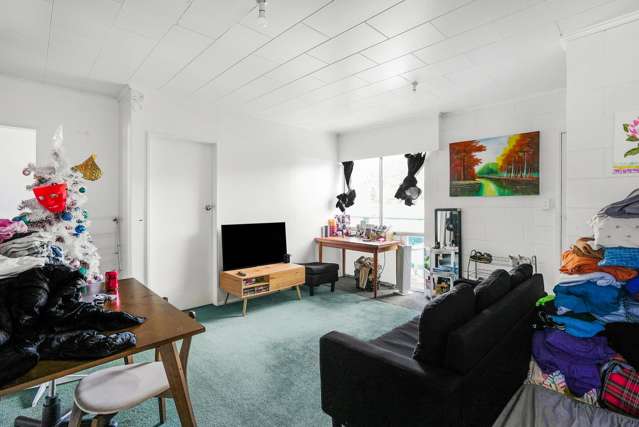 3 & 8/43A Merton Street Trentham_4