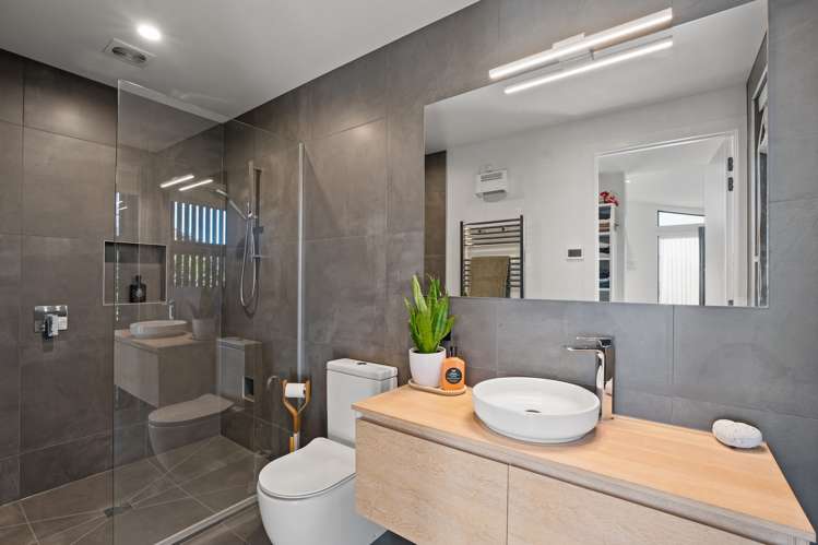 6 Big Valley Drive Jacks Point_20