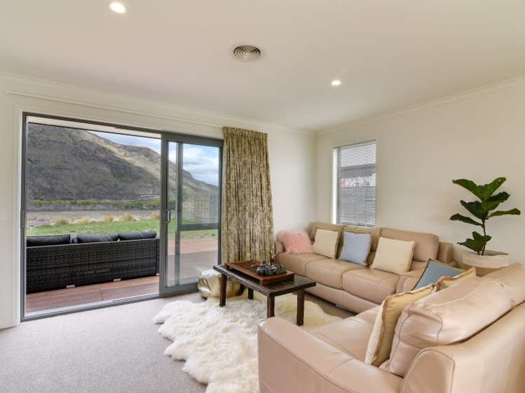 7 Marston Road Lower Shotover_13