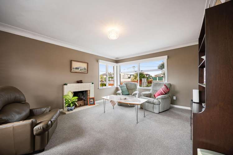 32 Donovan Street Blockhouse Bay_11