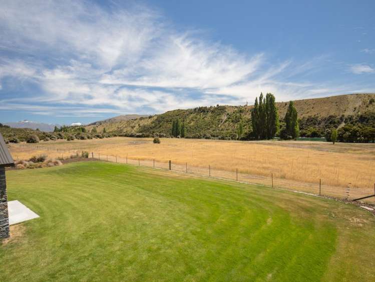 21 Hikuwai Drive Albert Town_15