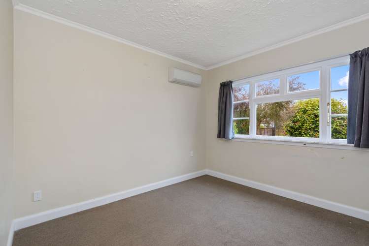 7 Aorangi Road Bryndwr_13