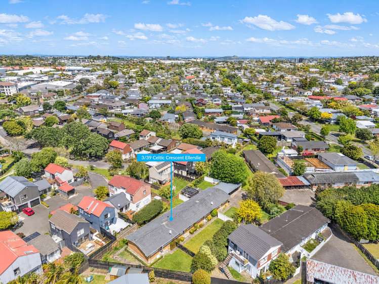 3/39 Celtic Crescent Ellerslie_18