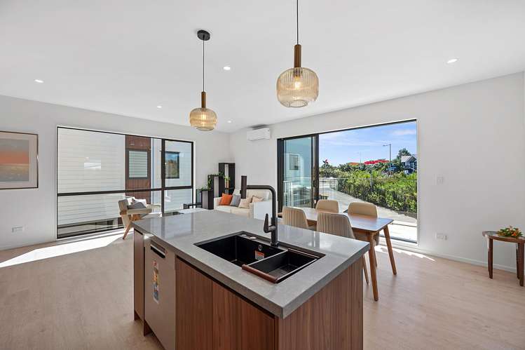 91 Joshua Carder Drive Hobsonville_7