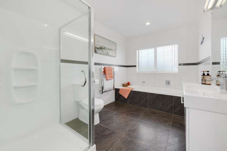 5 Vittoria Terrace Flat Bush_18