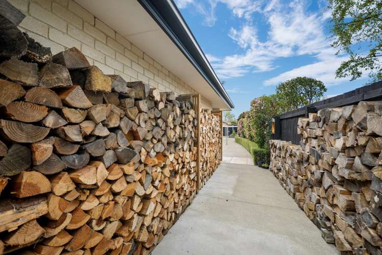 7 Primrose Hill Lane Casebrook_19