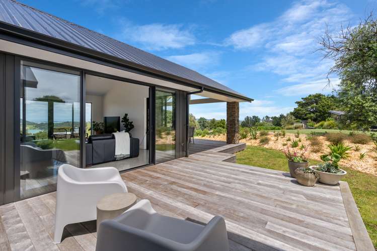 8 Parua Cemetery Road Parua Bay_10