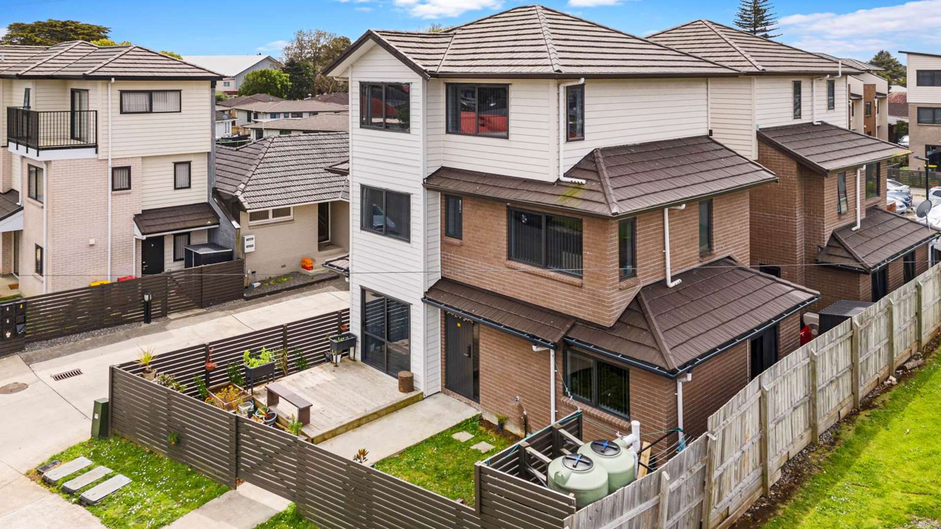 12/30 Calvert Avenue Mangere East_0