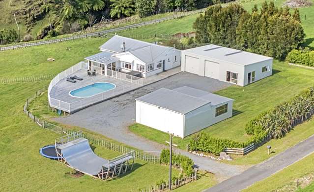 The Kiwiana Dream. Get a Moo-ve On!