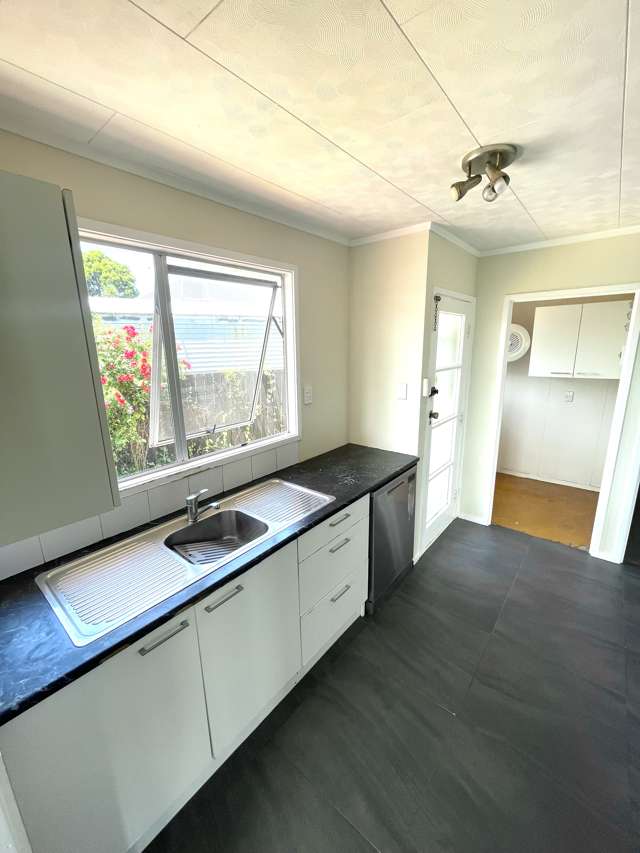 6 Hueglow Rise West Harbour_3