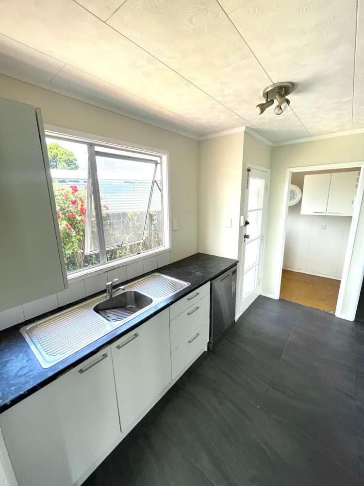 6 Hueglow Rise West Harbour_3