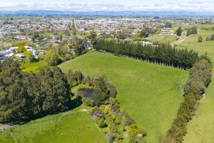 22 Halcombe Road Feilding_9