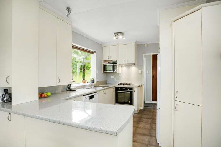 33 Redvers Drive Belmont_6