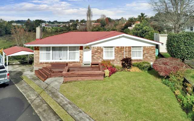 FIRST TIME ON THE MARKET FOR 38 YEARS!