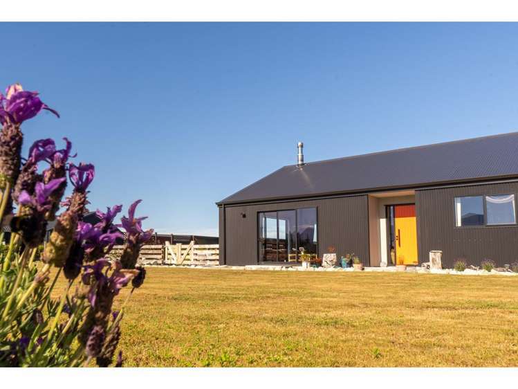 1 Tussock Crescent Twizel_28