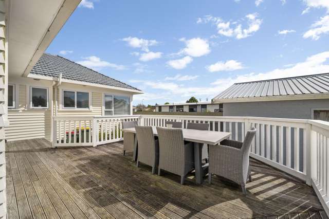 8 Orlando Street Stratford_1