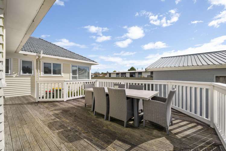 8 Orlando Street Stratford_1