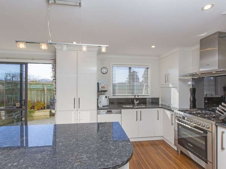 23 Laura Fergusson Grove Fairfield_8