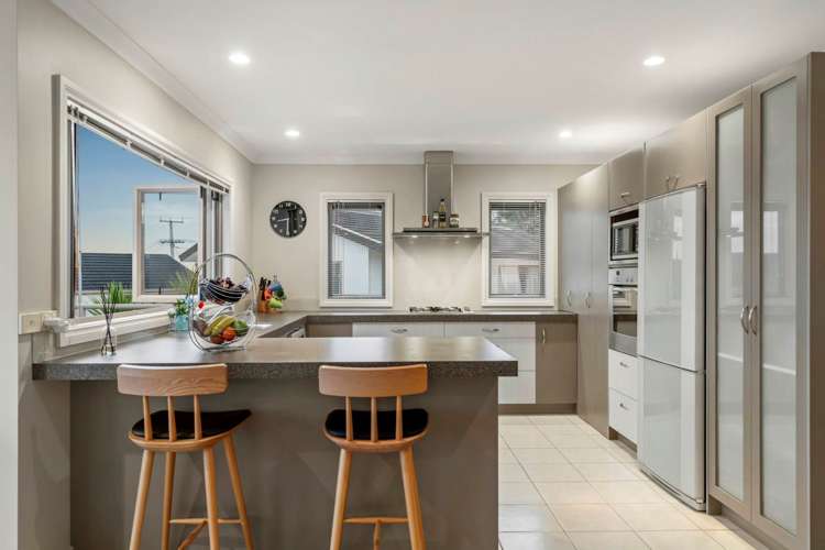 1/11 Kowhai Road Mairangi Bay_9