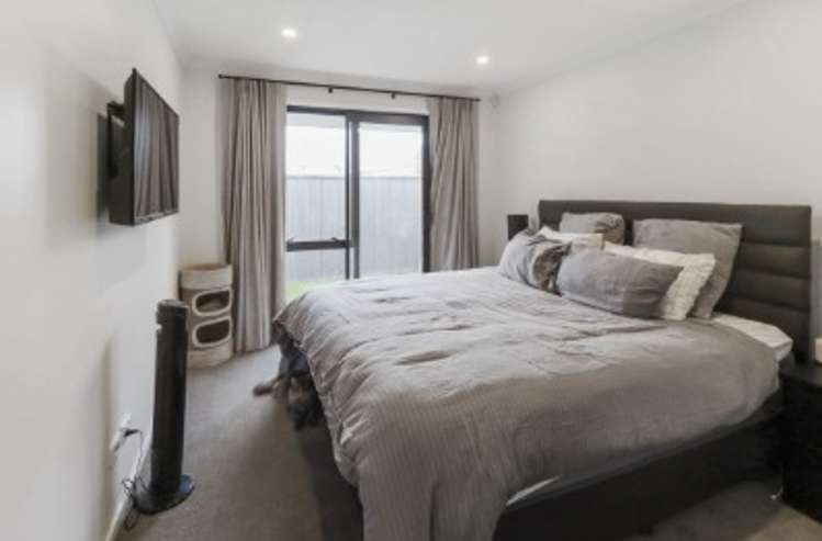 65 John Main Drive 10395_6