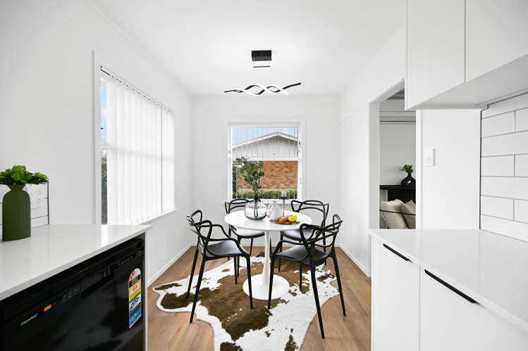 73 Lewis Street Glenview_6