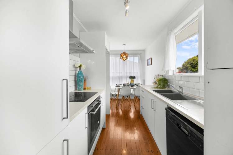 8A White Road Manurewa_8