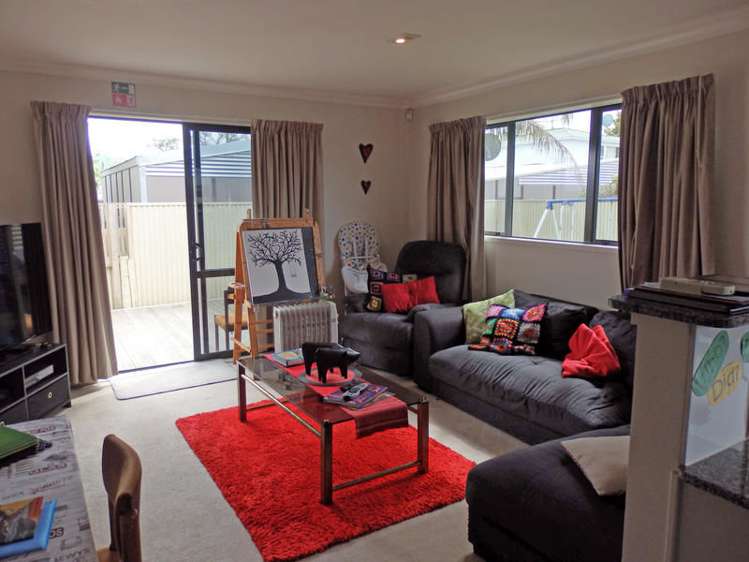 11b Hunter Street Te Hapara_1