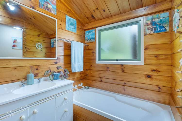 6 Kennedy Road Dairy Flat_11