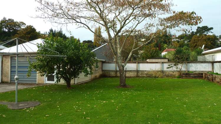 212 Heale Street Thames_16