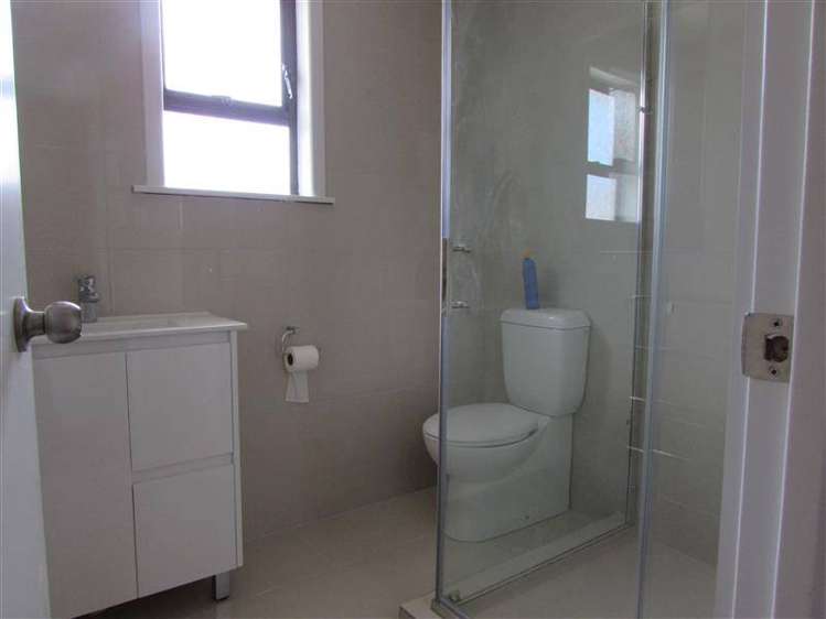 17 Blease Street New Lynn_6