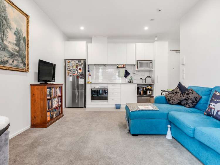 203/1B Soljak Place Mount Albert_4