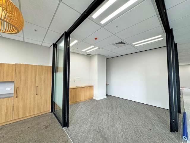 GF/159 Hurstmere Road Takapuna_2