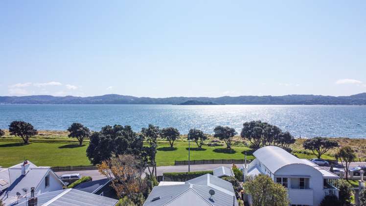 23 Marine Parade Eastbourne_28