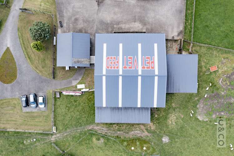 522 State Highway 16 Kumeu_14