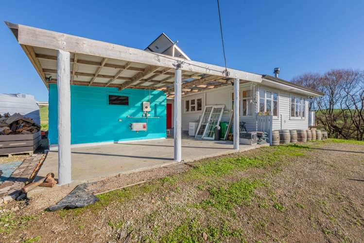 40 Jones Road Porangahau_18
