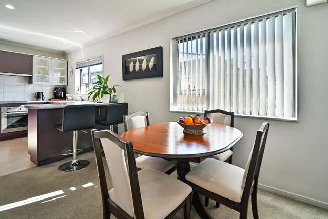 8/1232 Howard Street Parkvale_4