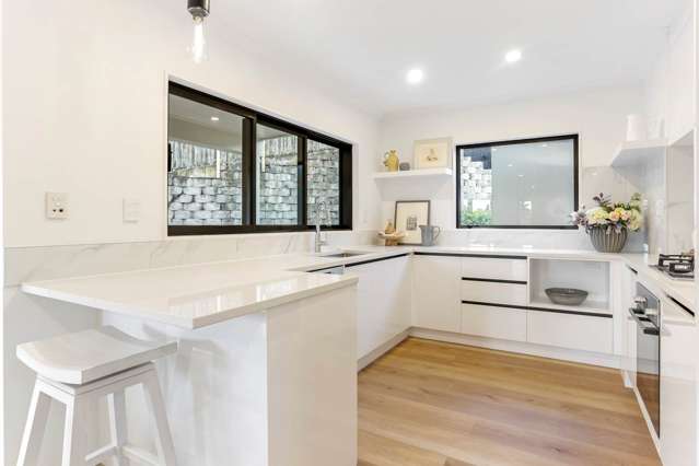 872a Mount Eden Road Three Kings_3