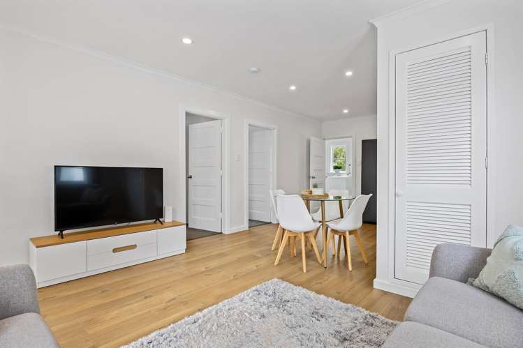 16 School Road Woodend_13