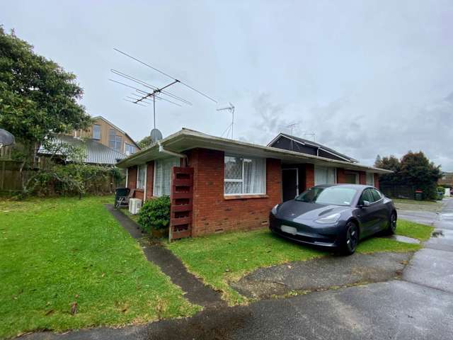 2 Bedroom Unit in Prime Location